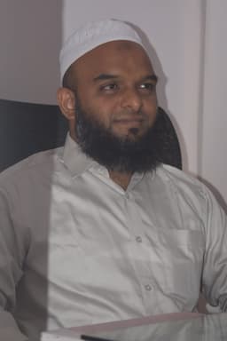 Dr. Hakeem S. Tarique Ahmed, B.U.M.S - Specialist at MB Shifa Unani Clinic